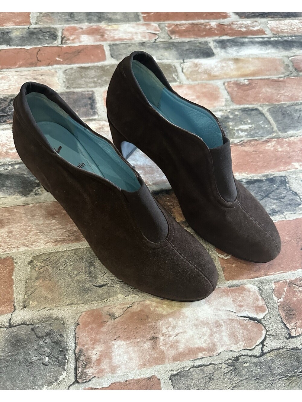 Thierry Rabotin Chocolate Brown Suede High Vamp Pumps 38.5 Made in Italy